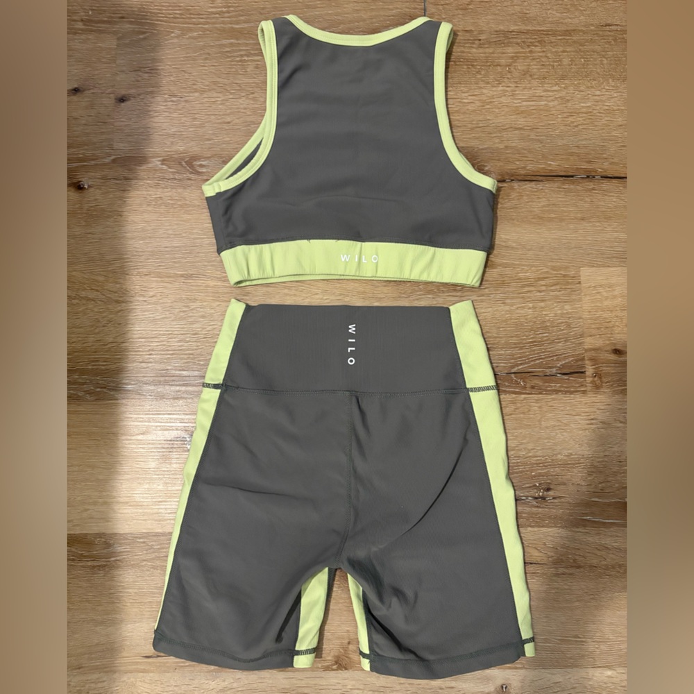 Wilo the Label Set — Racerback Sports Bra & Matching Panel Shorts in Olive Green - Picture 7 of 13
